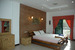 tn 2 Established Guest House in Top Location