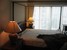 tn 2 Thonglor, Noble Ora: 60's Style 