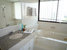 tn 4 This luxurious unit is very well  