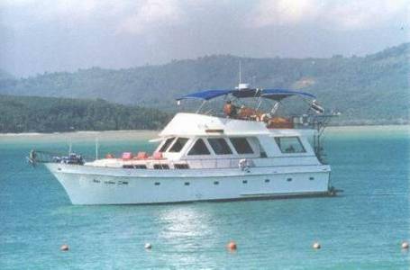 pic 63' Hatteras Custom