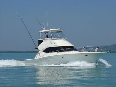 pic Riviera 37 Flybridge