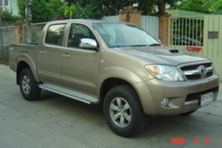 pic 2004 Toyota Vigo