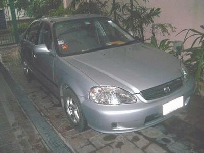 pic Late 99 Honda Civic VTEC auto