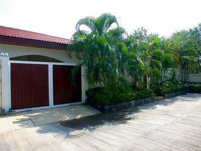 pic Luxury Thai Bali Villa