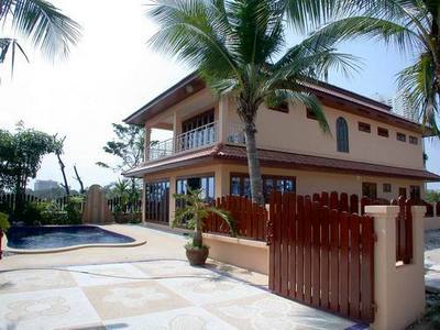 pic New Two Storey Luxury Villa