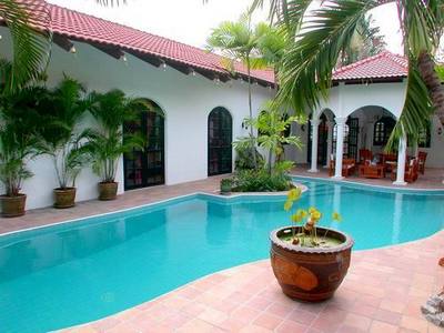 pic Luxury Villa