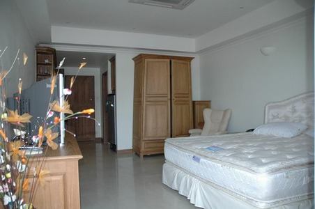 pic Fully renovated apartment