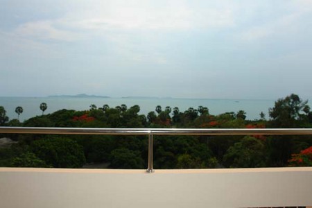 pic  Wongamat Residence