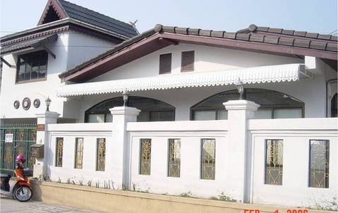 pic Luxury House:4 bedrooms, 4 bathrooms