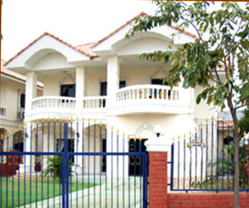 pic Luxury House: 3 bedrooms, 3 bathrooms