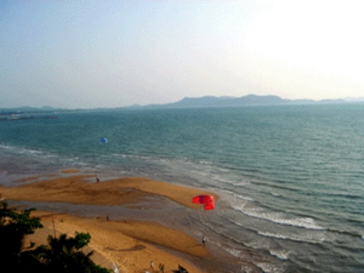 pic Very spacious newly condo in Na Jomtien