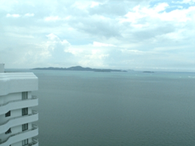 pic Very nice three bedroom condo