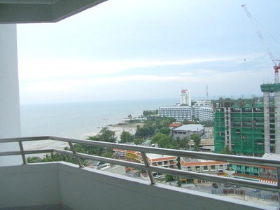 pic Large spacious condo, 94 m sq