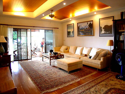 pic Low floor, 3 bedrooms, 2 bathrooms