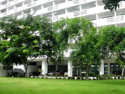 pic Well maintained condo high floor, Studio