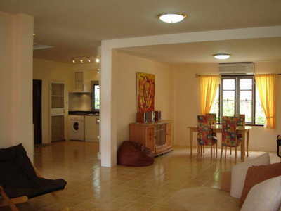 pic 3 Bedrooms 3 Bathrooms house for sale