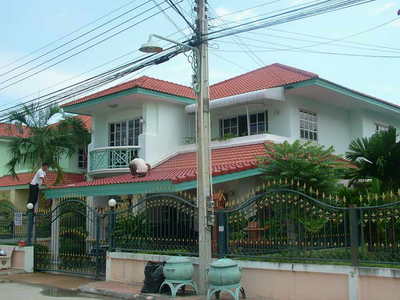 pic 3 bedrooms, 4 bathrooms house for sale