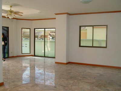 pic Home Size:240 Sqm in east pattaya