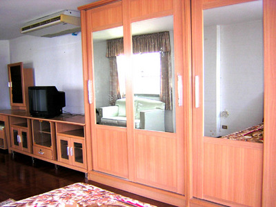 pic A spacious 83 sqm. condominium