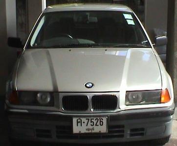 pic BMW 318 Silver IMMACULATE