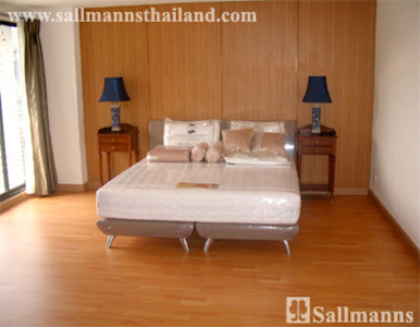 pic Very attractive 3 bed 2 bath apartment