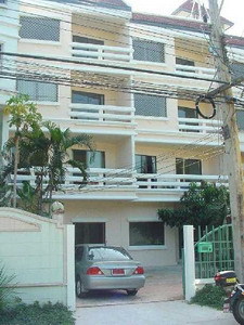 pic  -NICE GUEST HOUSE- Wong Amat Beach
