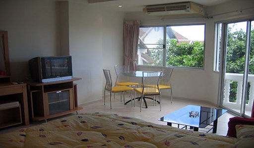 pic Thip Condo (30 Sq.m) on the 4th floor