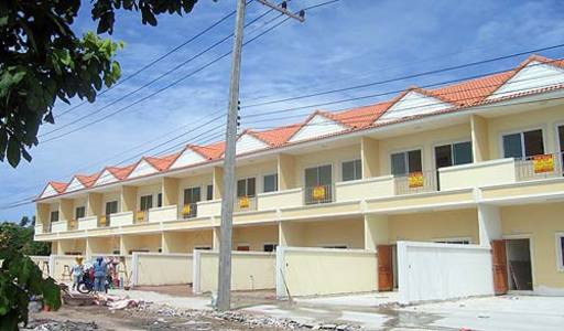 pic Soi Nernplubwan (84-100 Sq.m) Two storey