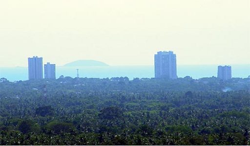 pic Close to the Phonix Golf and Chakngaew