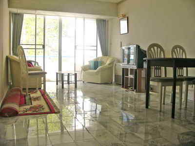 pic Lovely quality fitted & fully furnished