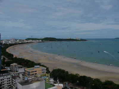 pic Fantastic sea views over Pattaya Bay 