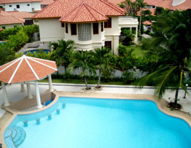 pic Single house ,two and half story