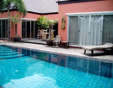pic 201 Sq.Wah with  private swimming pool 