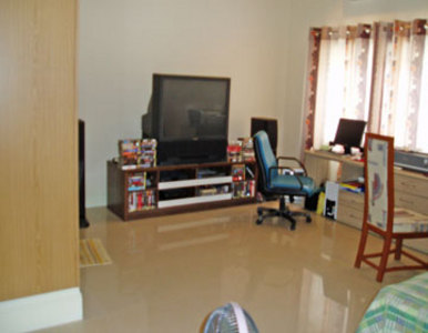 pic Fully furnished and airconditioned