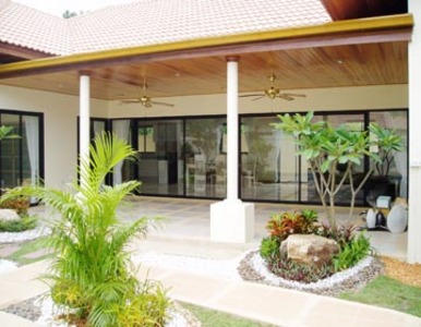 pic Pratumnuk soi 5 house