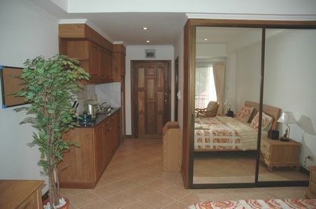pic Studio condo in popular Jomtien location