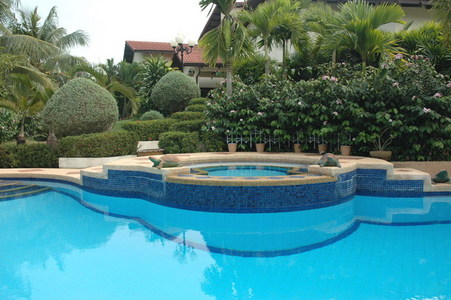 pic Mediterranean-style Villa with Pool 