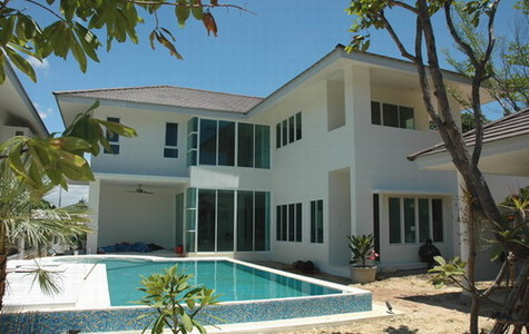 pic Good location with Swimming Pool