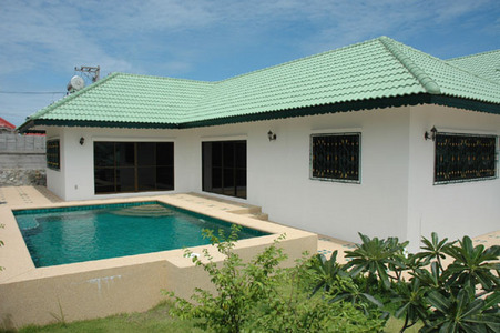 pic 2 Bedroom Villa with Pool for 4 Million 