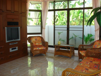 pic 3 Bedrooms Bungalow in Popular Locationn