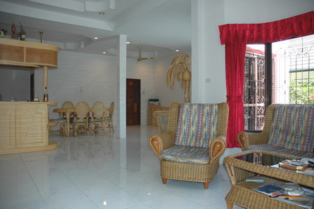 pic 3 bedroom house for 2.79M Baht!!