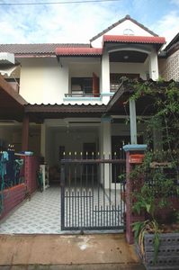 pic Town House in Naklua