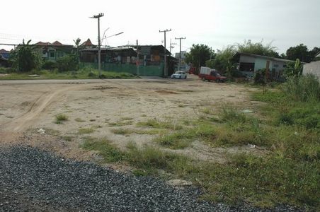 pic Nice Plot of Land in Central Pattaya