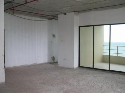 pic A corner unit situated on the 13 floor