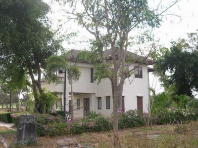 pic A two storey home located in quiet area 