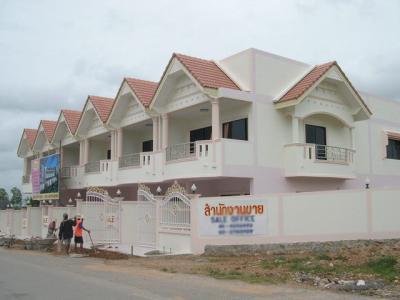 pic A development consisting of 6 two storey