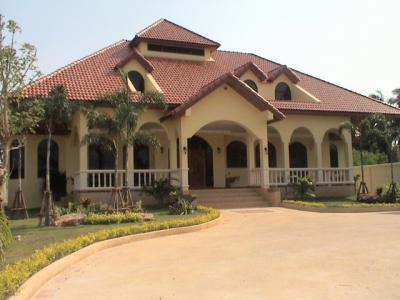 pic An individual two storey home 