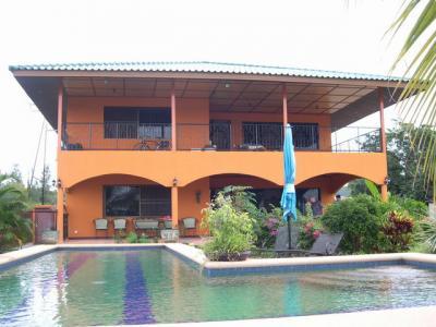 pic Situated on the eastern side of Pattaya