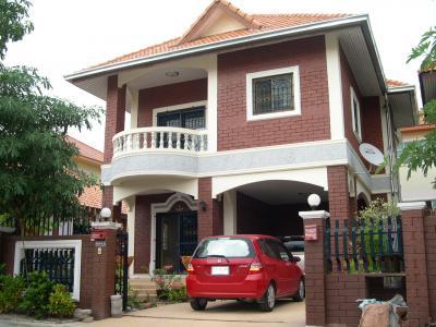 pic 2 storey home available 