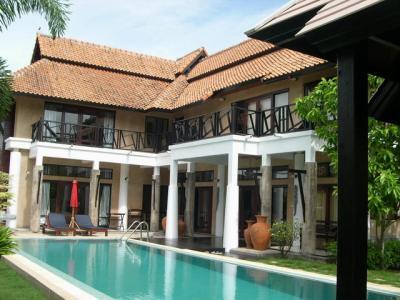 pic A two storey Thaibali house 